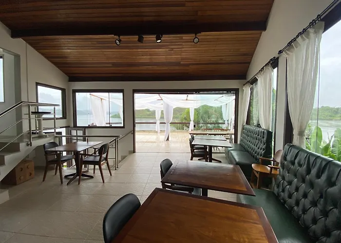 Oasis Beach House