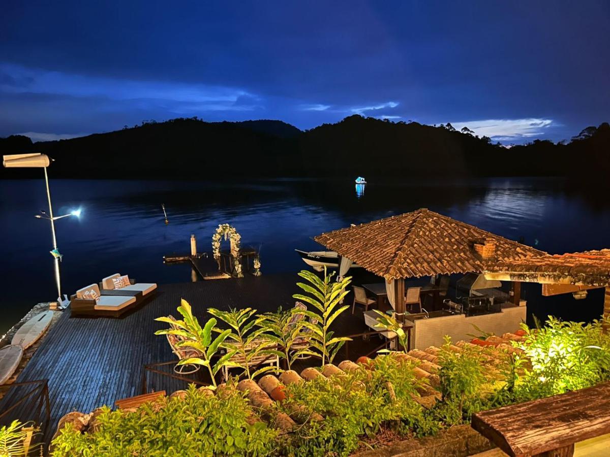 Oasis Beach House * Angra dos Reis