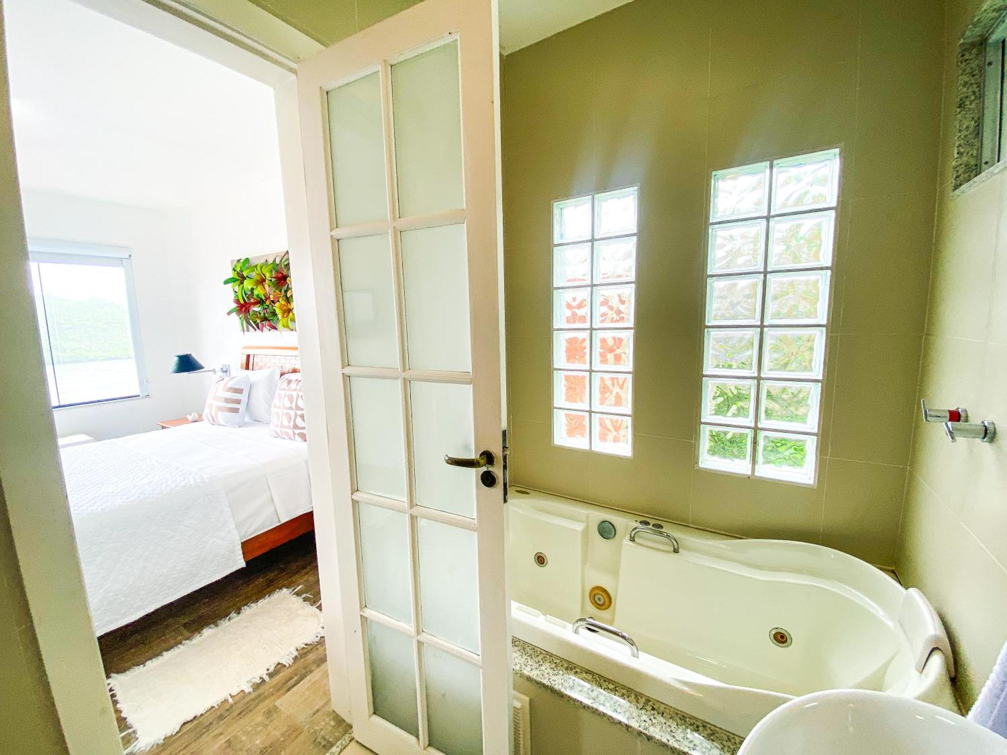 Oasis Beach House Angra dos Reis