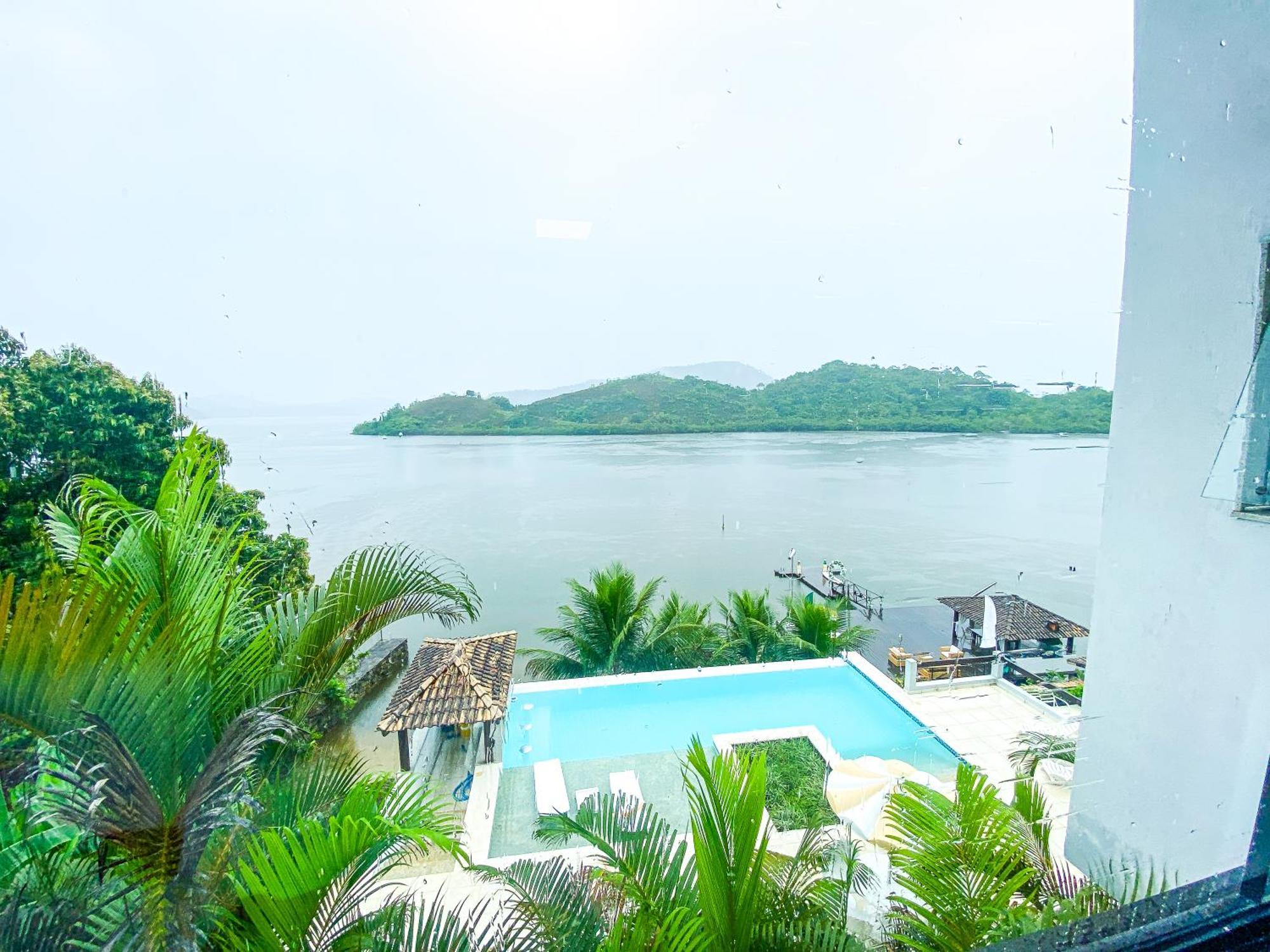 Oasis Beach House Guest house Angra dos Reis