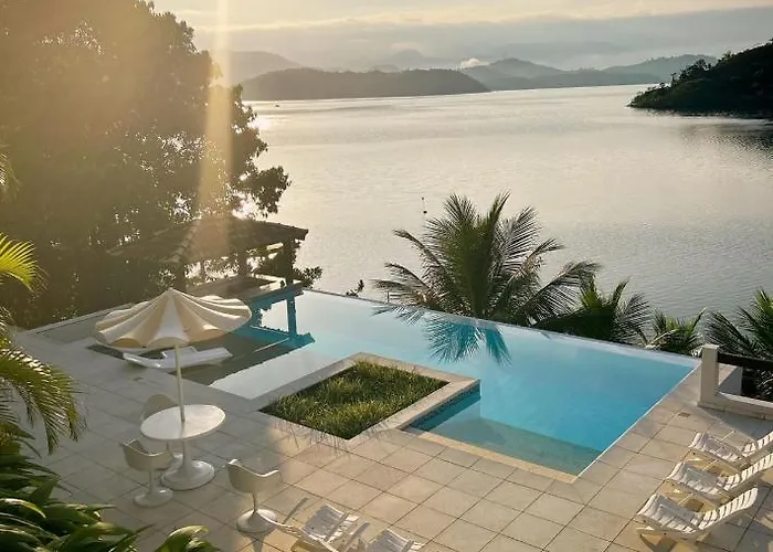 Oasis Beach House